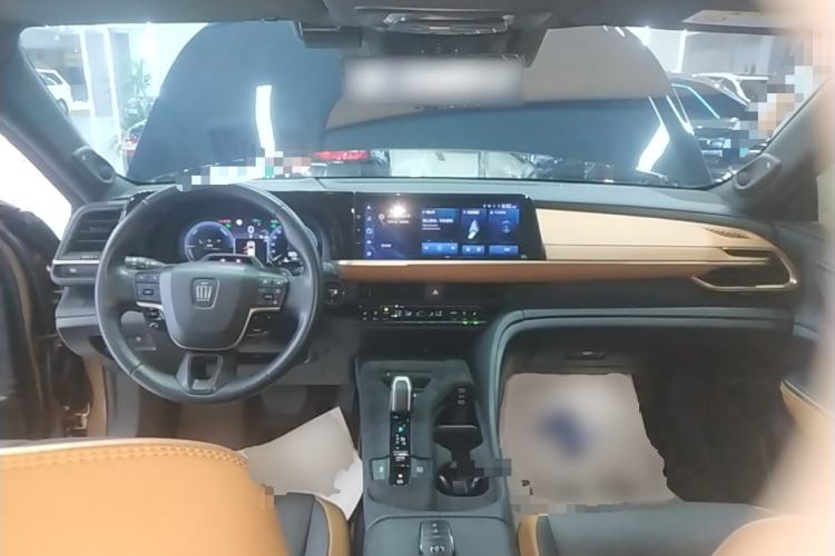 Used Toyota Crown 2023 2.4T SportCross HEV Four-Wheel Drive Ultimate Edition Center Console