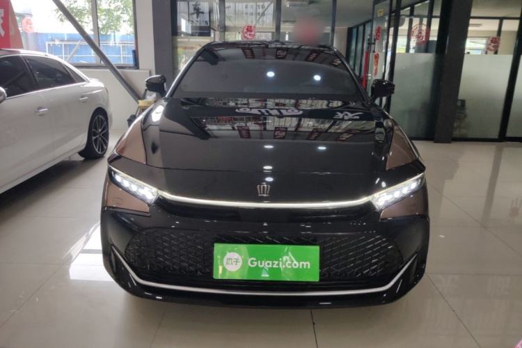 Used Toyota Crown 2023 2.5L SportCross HEV Two-Wheel Drive Prestige Edition Front