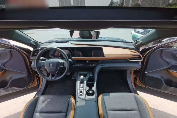 Used Toyota Crown 2023 2.4T SportCross HEV Four-Wheel Drive Ultimate Edition Interior 1