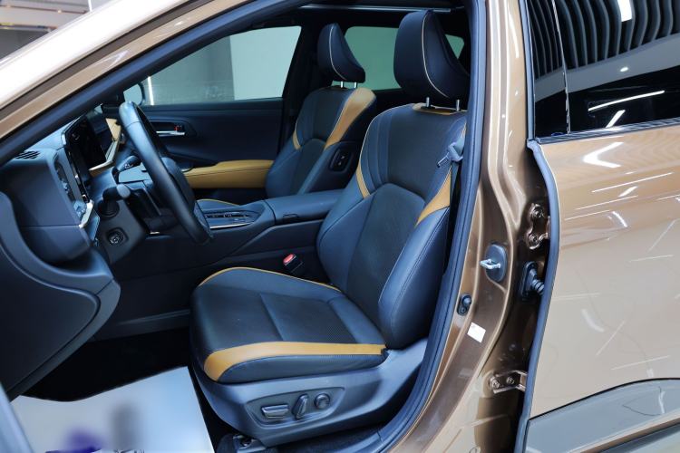 Used Toyota Crown 2023 2.4T SportCross HEV Four-Wheel Drive Ultimate Edition Interior 9