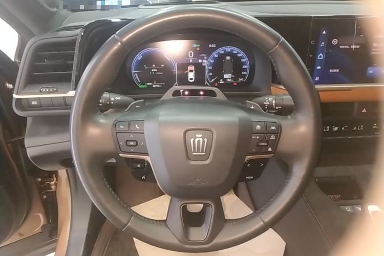 Used Toyota Crown 2023 2.4T SportCross HEV Four-Wheel Drive Ultimate Edition Steering Wheel
