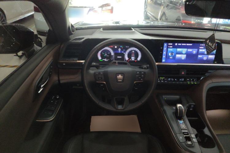 Used Toyota Crown 2023 2.5L SportCross HEV Two-Wheel Drive Prestige Edition Steering Wheel