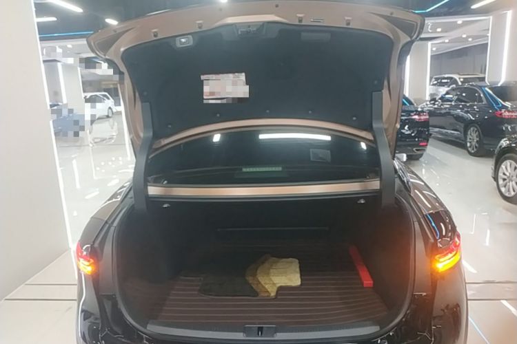 Used Toyota Crown 2023 2.4T SportCross HEV Four-Wheel Drive Ultimate Edition Trunk