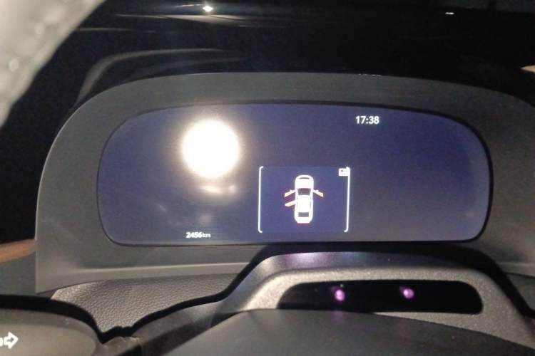 Used Toyota Crown 2023 2.5L SportCross HEV Two-Wheel Drive Prestige Edition Instrument Cluster