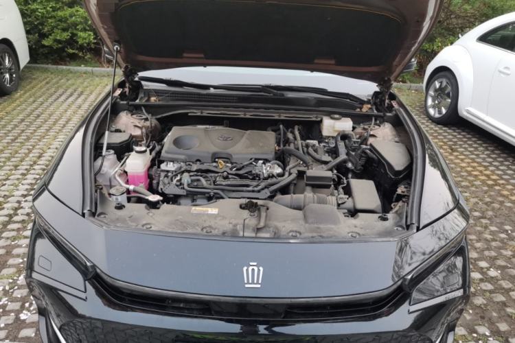 Used Toyota Crown 2023 2.5L SportCross HEV Two-Wheel Drive Prestige Edition Engine Bay