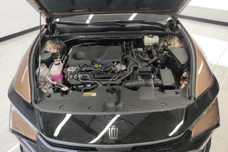 Used Toyota Crown 2023 2.5L SportCross HEV Two-Wheel Drive Prestige Edition Engine Bay