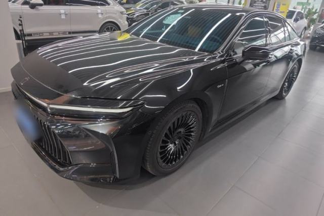 Toyota Crown 2024 2.5L Ultimate Edition d’occasion