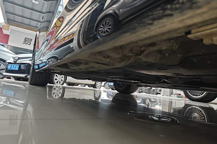 Used Toyota Crown 2024 2.5L Ultimate Edition Right Side Sill