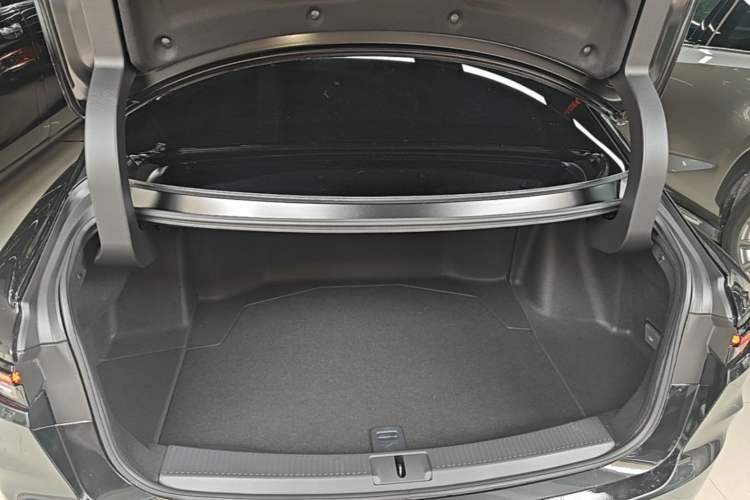 Used Toyota Crown 2024 2.5L Ultimate Edition Trunk