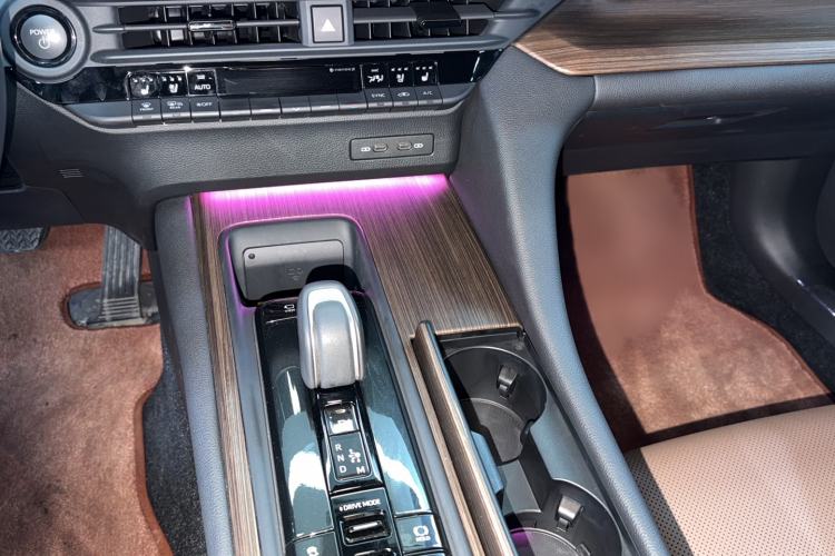 Used Toyota Crown 2024 2.5L Ultimate Edition Audio And AC Panel