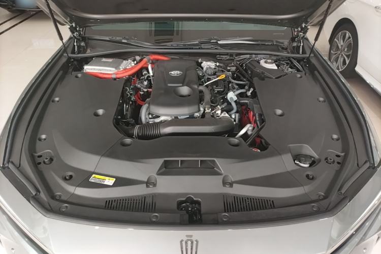 Used Toyota Crown 2024 2.5L Ultimate Edition Engine Bay