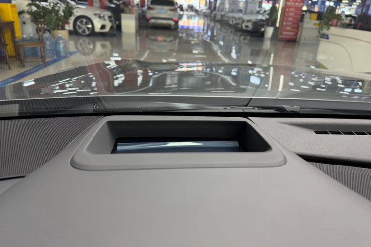Used Toyota Crown 2024 2.5L Ultimate Edition Interior 4