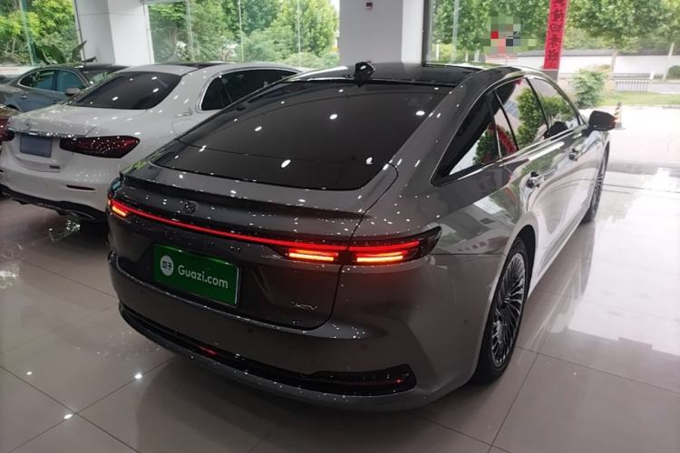 Used Toyota Crown 2024 2.5L Ultimate Edition Rear Right 45 Deg