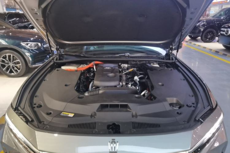 Used Toyota Crown 2024 2.5L Ultimate Edition Engine Bay