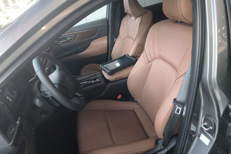 Used Toyota Crown 2024 2.5L Ultimate Edition Left Front Seat