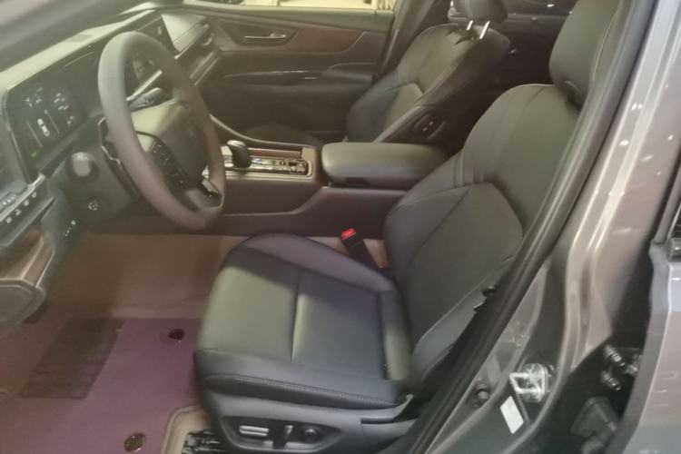 Used Toyota Crown 2024 2.5L Ultimate Edition Left Front Seat