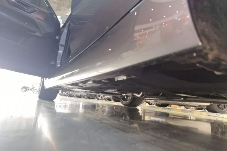 Used Toyota Crown 2024 2.5L Ultimate Edition Left Side Sill