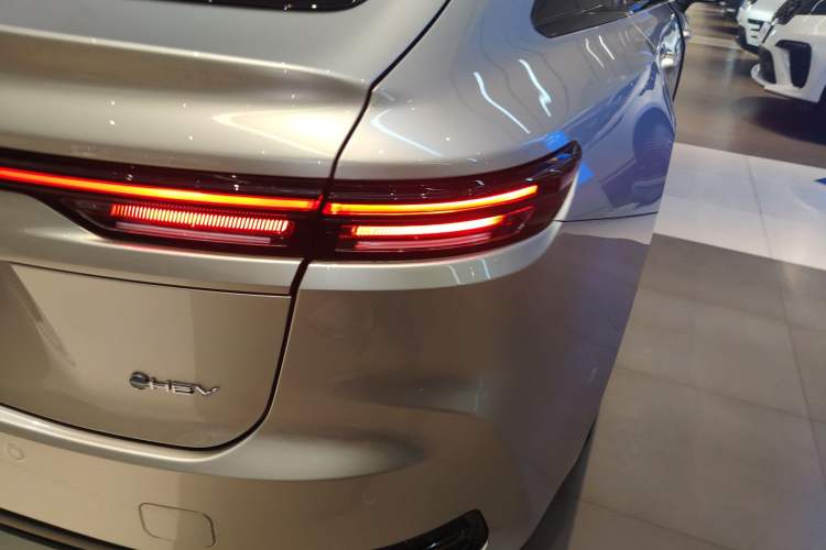 Used Toyota Crown 2024 2.5L Ultimate Edition Right Rear Taillight