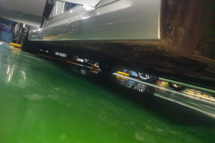 Used Toyota Crown 2024 2.5L Ultimate Edition Right Side Sill