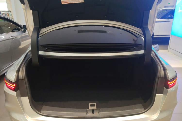 Used Toyota Crown 2024 2.5L Ultimate Edition Trunk