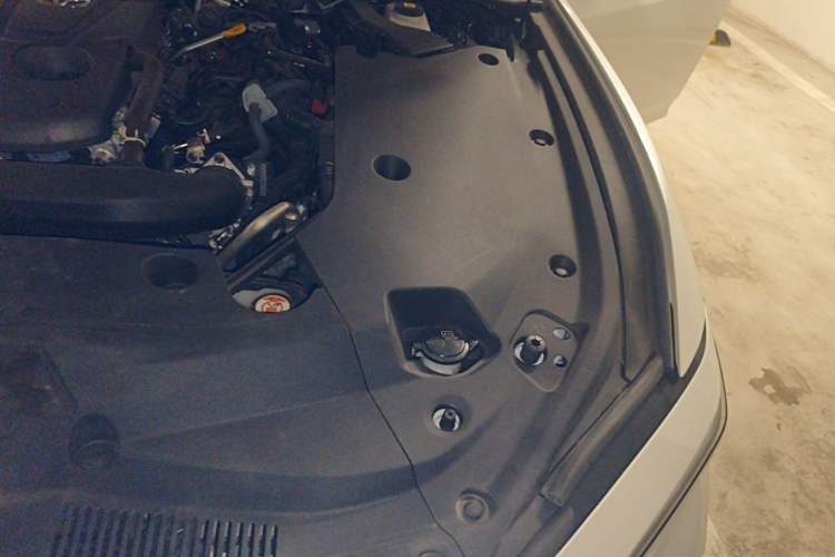 Used Toyota Crown 2024 2.5L Comfort Edition Engine Bay Left