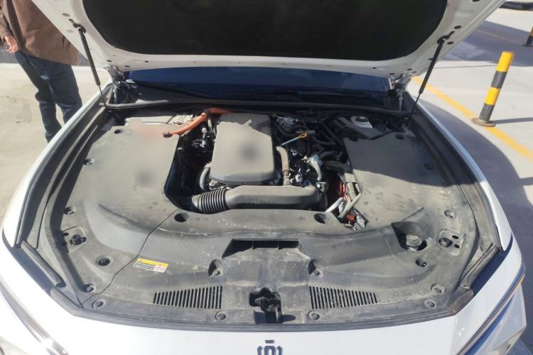 Used Toyota Crown 2024 2.5L Ultimate Edition Engine Bay
