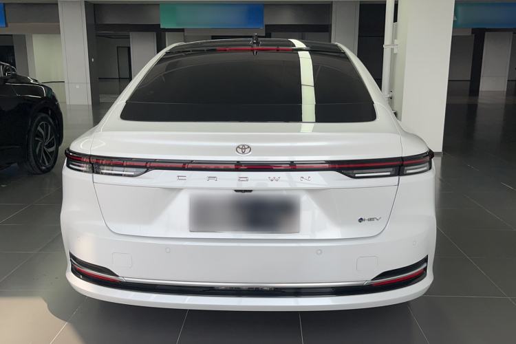 Used Toyota Crown 2024 2.5L Comfort Edition Exterior 4