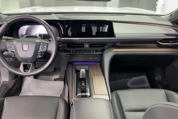 Used Toyota Crown 2024 2.5L Comfort Edition Interior 3