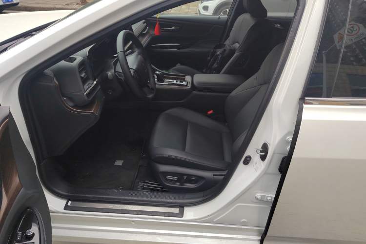 Used Toyota Crown 2024 2.5L Comfort Edition Left Front Seat