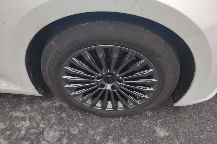 Used Toyota Crown 2024 2.5L Comfort Edition Right Front Wheel Hub