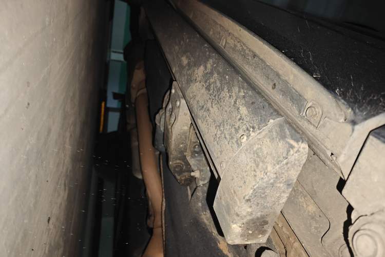 Used Toyota Crown Kluger 2021 2.5L HEV Two-Wheel Drive Entry Version Chassis Front Right