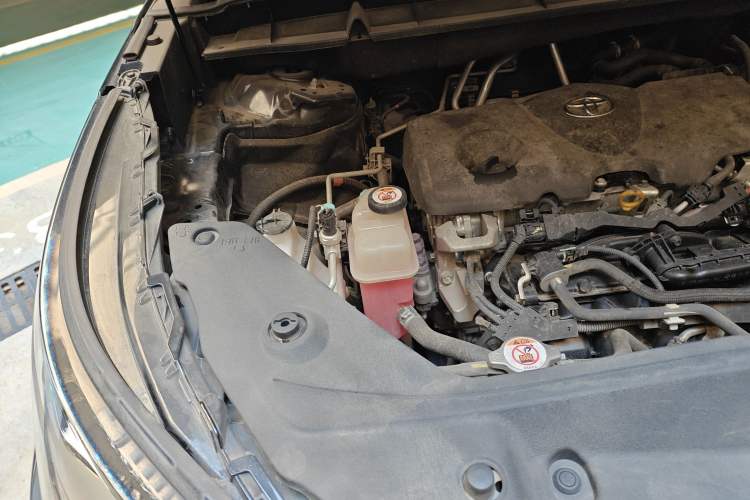 Used Toyota Crown Kluger 2021 2.5L HEV Two-Wheel Drive Entry Version Engine Bay Right