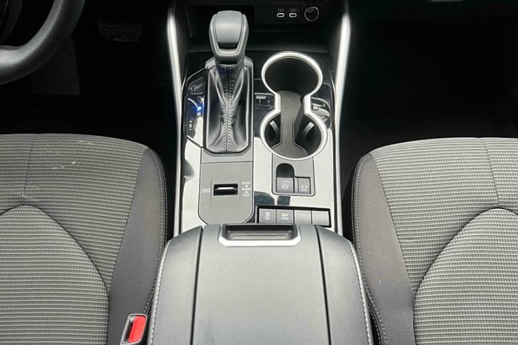 Used Toyota Crown Kluger 2023 2.5L HEV Two-Wheel Drive Entry Version (5 Seats) Interior 4
