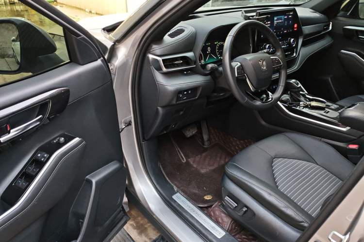 Used Toyota Crown Kluger 2022 2.5L HEV Four-Wheel Drive Premium Edition Driver Seat
