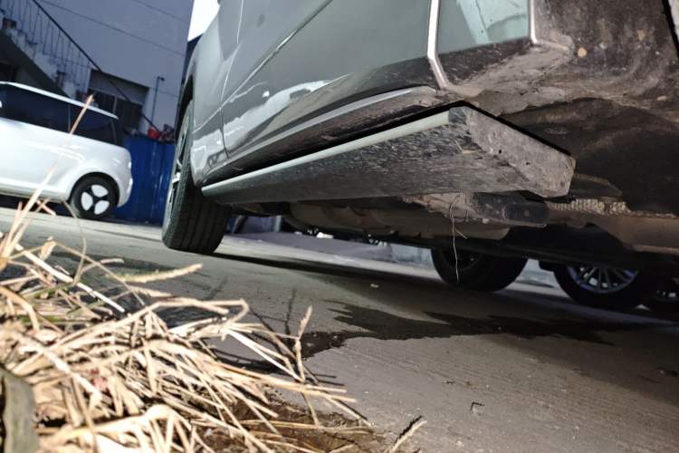 Used Toyota Crown Kluger 2022 2.5L HEV Four-Wheel Drive Premium Edition Right Side Sill