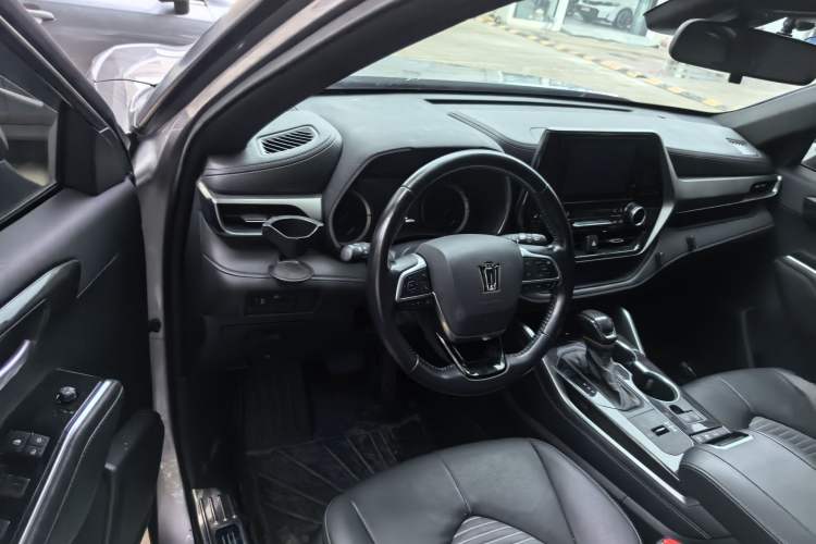 Used Toyota Crown Kluger 2021 2.5L HEV Four-Wheel Drive Luxury Edition Interior 2