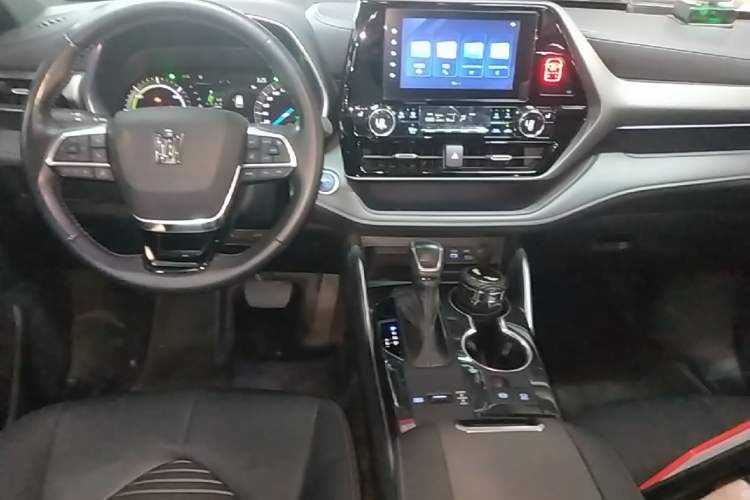 Used Toyota Crown Kluger 2021 2.5L HEV Four-Wheel Drive Luxury Edition Audio And AC Panel