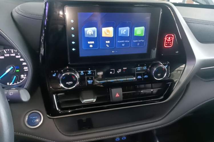 Used Toyota Crown Kluger 2021 2.5L HEV Four-Wheel Drive Luxury Edition Audio And AC Panel