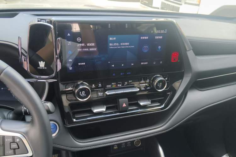 Used Toyota Crown Kluger 2021 2.5L HEV Four-Wheel Drive Premium Edition Audio And AC Panel
