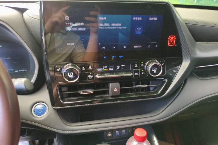 Used Toyota Crown Kluger 2021 2.5L HEV Four-Wheel Drive Premium Edition Audio And AC Panel
