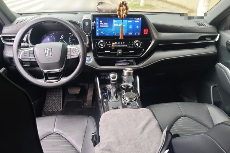 Used Toyota Crown Kluger 2021 2.5L HEV Four-Wheel Drive Premium Edition Center Console