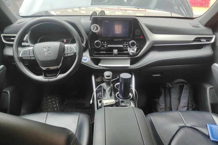 Used Toyota Crown Kluger 2021 2.5L HEV Four-Wheel Drive Elite Edition Center Console