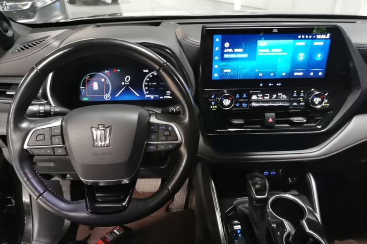 Used Toyota Crown Kluger 2021 2.5L HEV Four-Wheel Drive Flagship Edition Center Console