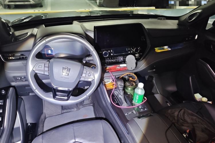 Used Toyota Crown Kluger 2021 2.5L HEV Four-Wheel Drive Premium Edition Center Console