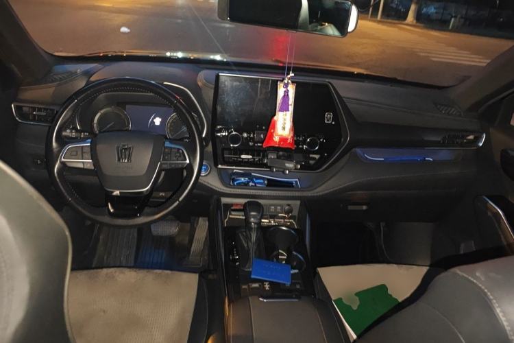 Used Toyota Crown Kluger 2021 2.5L HEV Four-Wheel Drive Luxury Edition Center Console