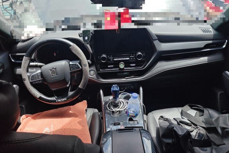 Used Toyota Crown Kluger 2021 2.5L HEV Four-Wheel Drive Premium Edition Center Console
