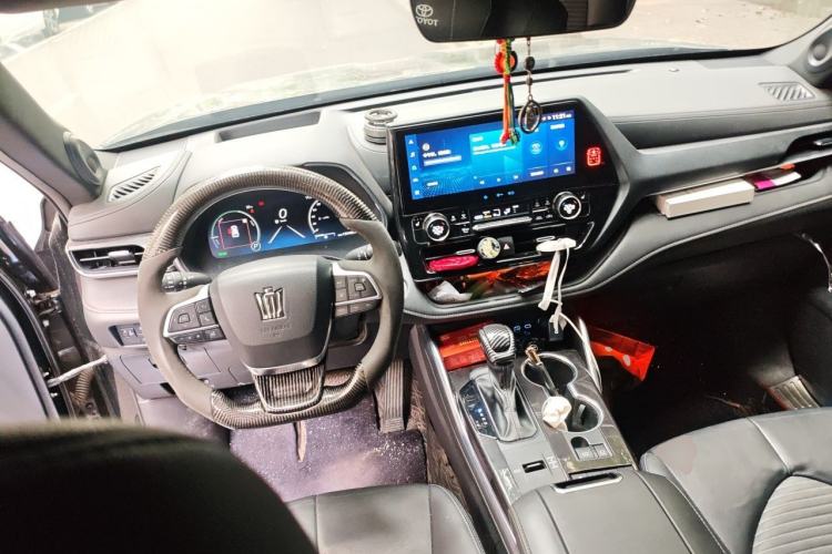 Used Toyota Crown Kluger 2021 2.5L HEV Four-Wheel Drive Premium Edition Center Console