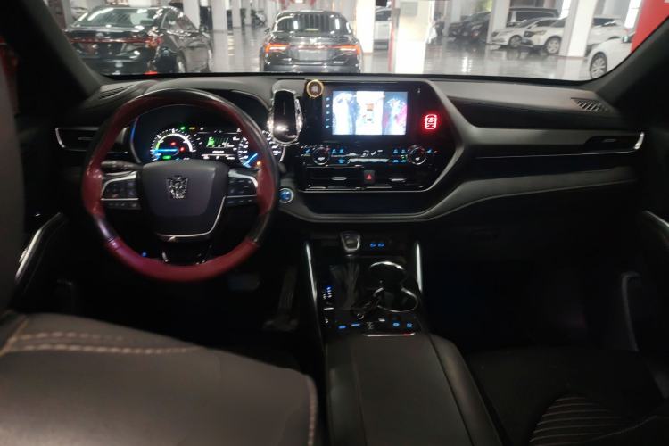 Used Toyota Crown Kluger 2021 2.5L HEV Four-Wheel Drive Luxury Edition Center Console