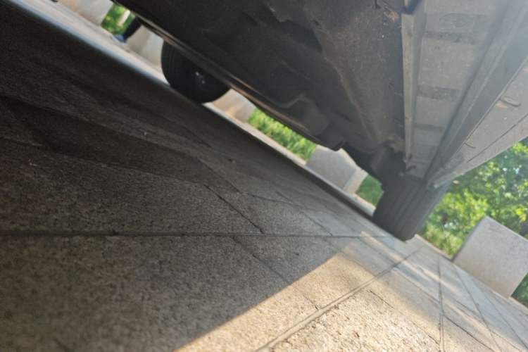 Used Toyota Crown Kluger 2021 2.5L HEV Four-Wheel Drive Flagship Edition Chassis Front Left