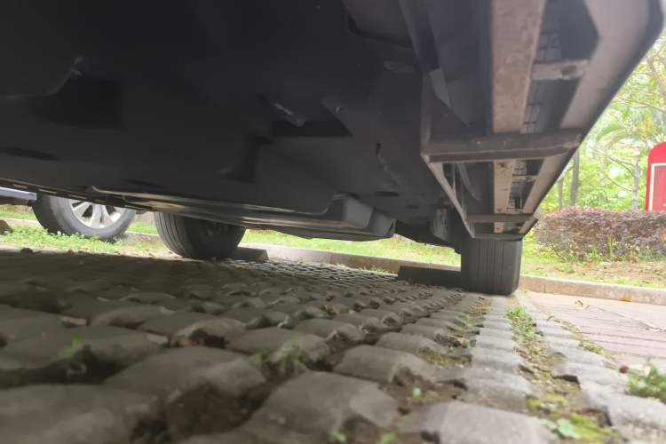 Used Toyota Crown Kluger 2021 2.5L HEV Two-Wheel Drive Elite Edition Chassis Front Left